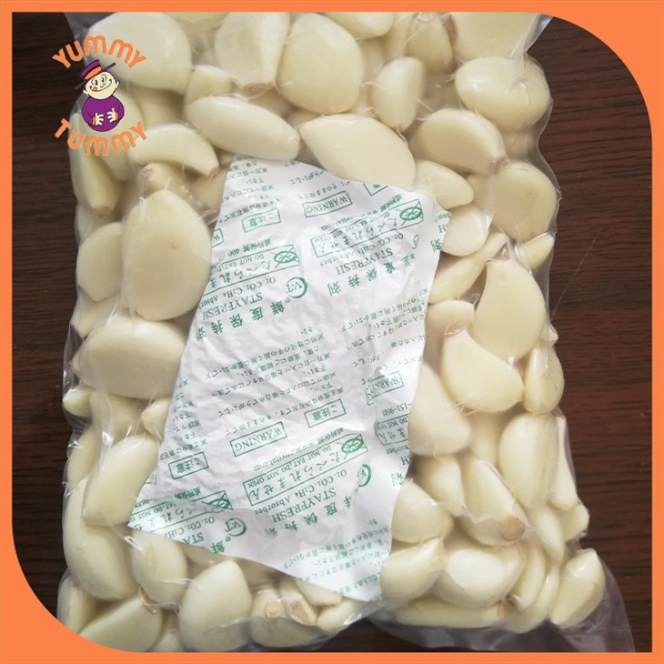 fresh-peeled-garlic